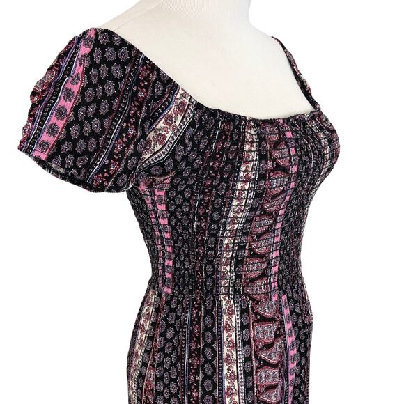 Rue21 Smocked Dress Knee Length Scoop Neck Size Medium Paisley Motif - Picture 9 of 10